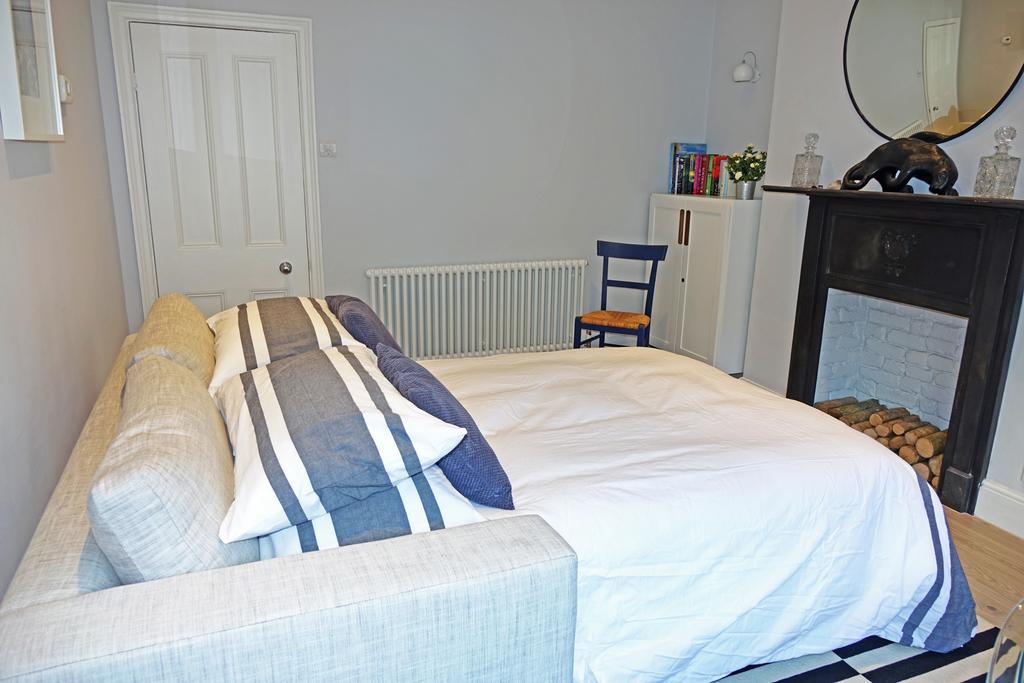 Sparkling Apartment In Kensington Olympia London Exterior foto